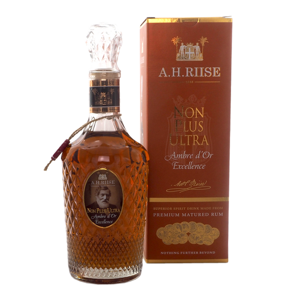 A. H. Riise Non Plus Ultra Ambre. - Bottle Hero