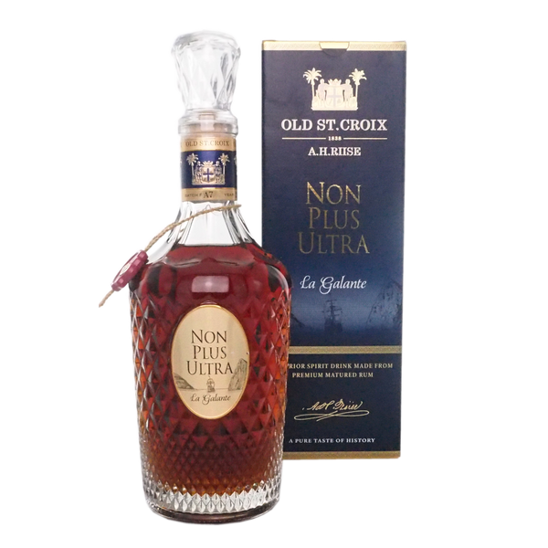 A. H. Riise Non Plus Ultra La Galante. - Bottle Hero