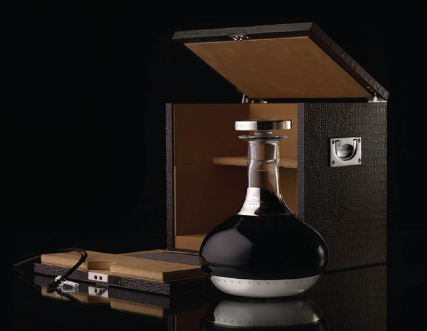 1882 W & J Graham's 'Ne Oublie' Tawny Port - Bottle Hero